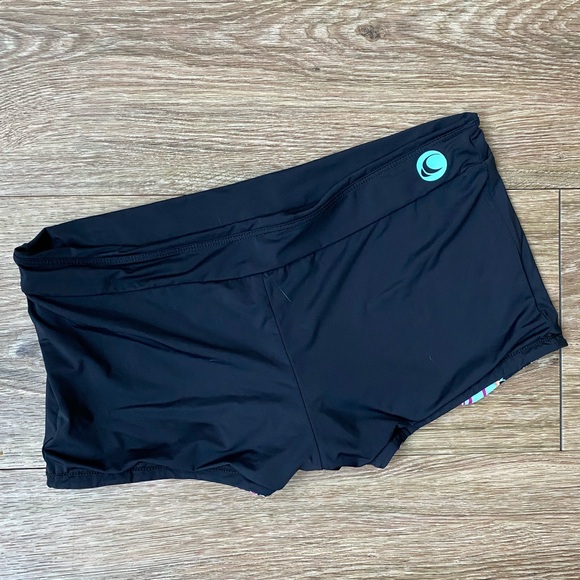 NWT Wave Length Reversible Swim Shorts Multicolored Paisley Print XL - Picture 2 of 4